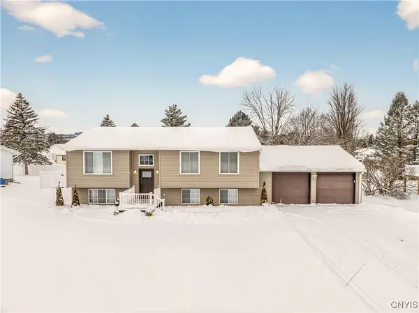 31 Meadowbrook Drive, New Hartford, NY 13413