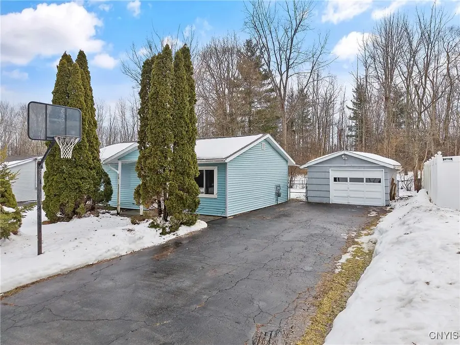 113 Baker Boulevard, Syracuse, NY 13209 - #2