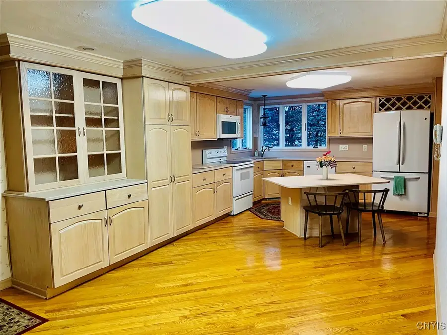 126 Primrose Lane, Syracuse, NY 13212 - Image #3