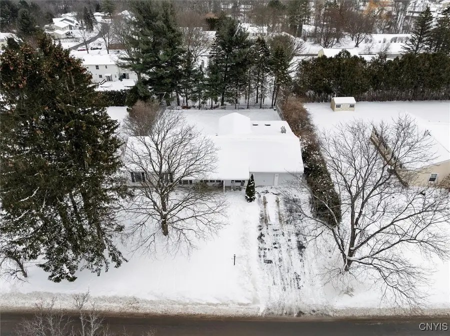 213 Gilbert Road, New Hartford, NY 13413 - Image #2