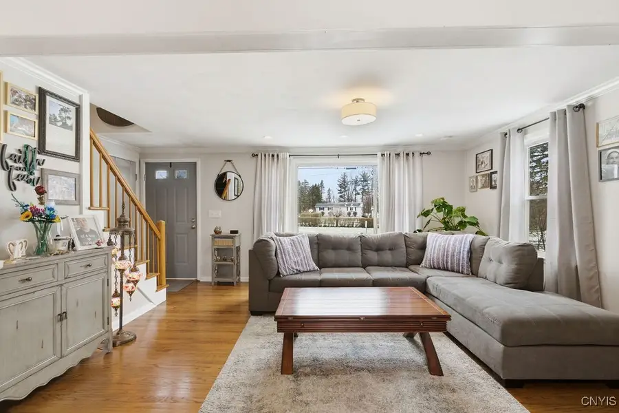 314 Davis Street, Manlius Town, NY 13057 - Image #3