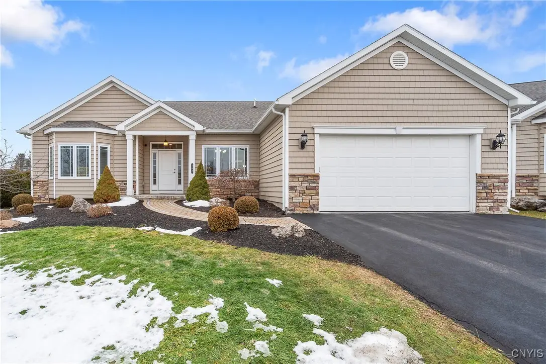 167 Edwards Falls Lane, Manlius, NY 13104 - Image #1