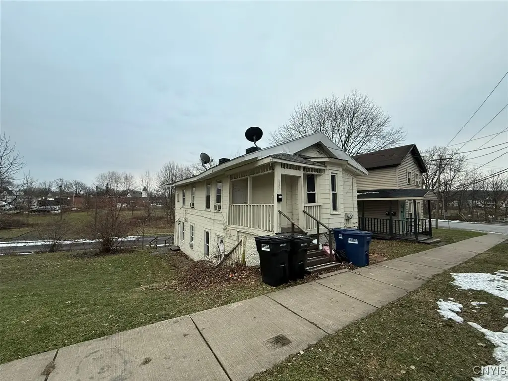 835 S Wilbur Avenue, Syracuse, NY 13204 - Image #1