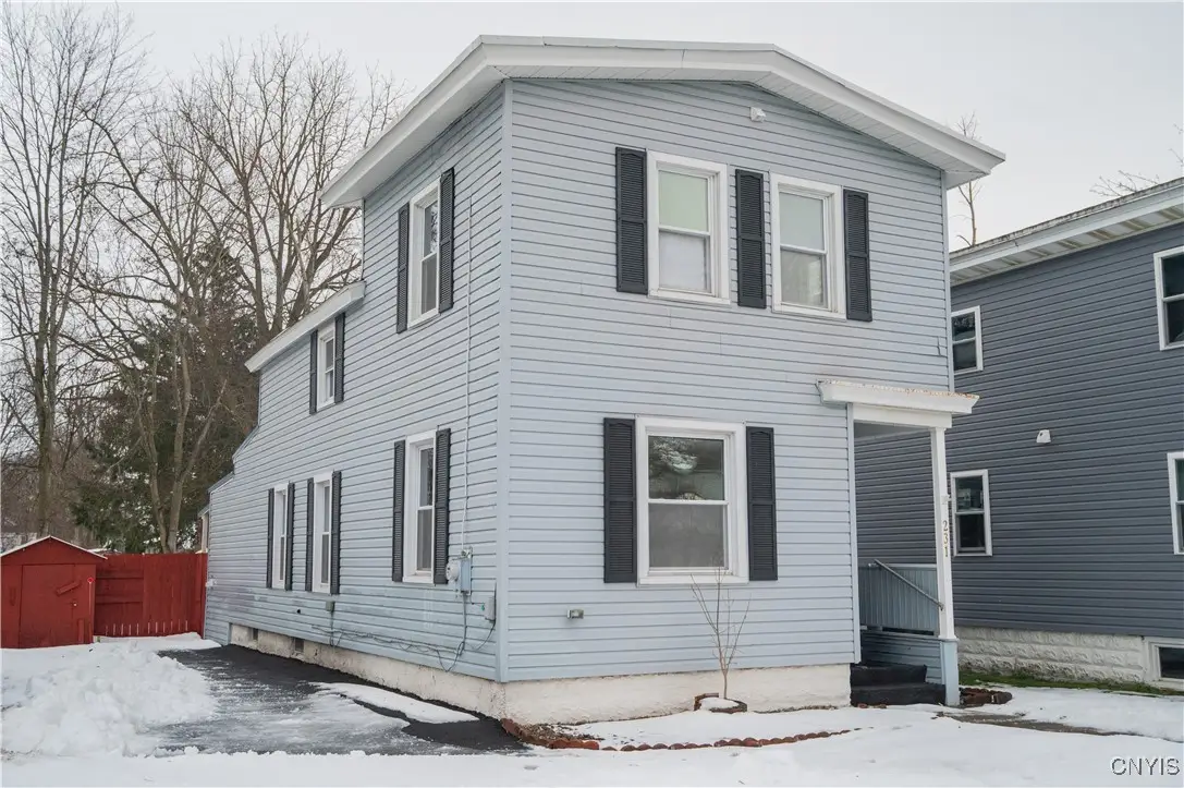 231 S Willow Street, Oneida, NY 13421 - Image #1