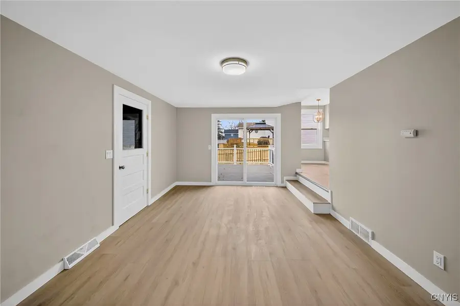 4115 Poplar Drive, Liverpool, NY 13090 - Image #3