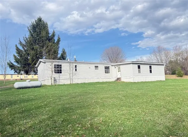 18 Little Pond Road, Williamstown, NY 13493