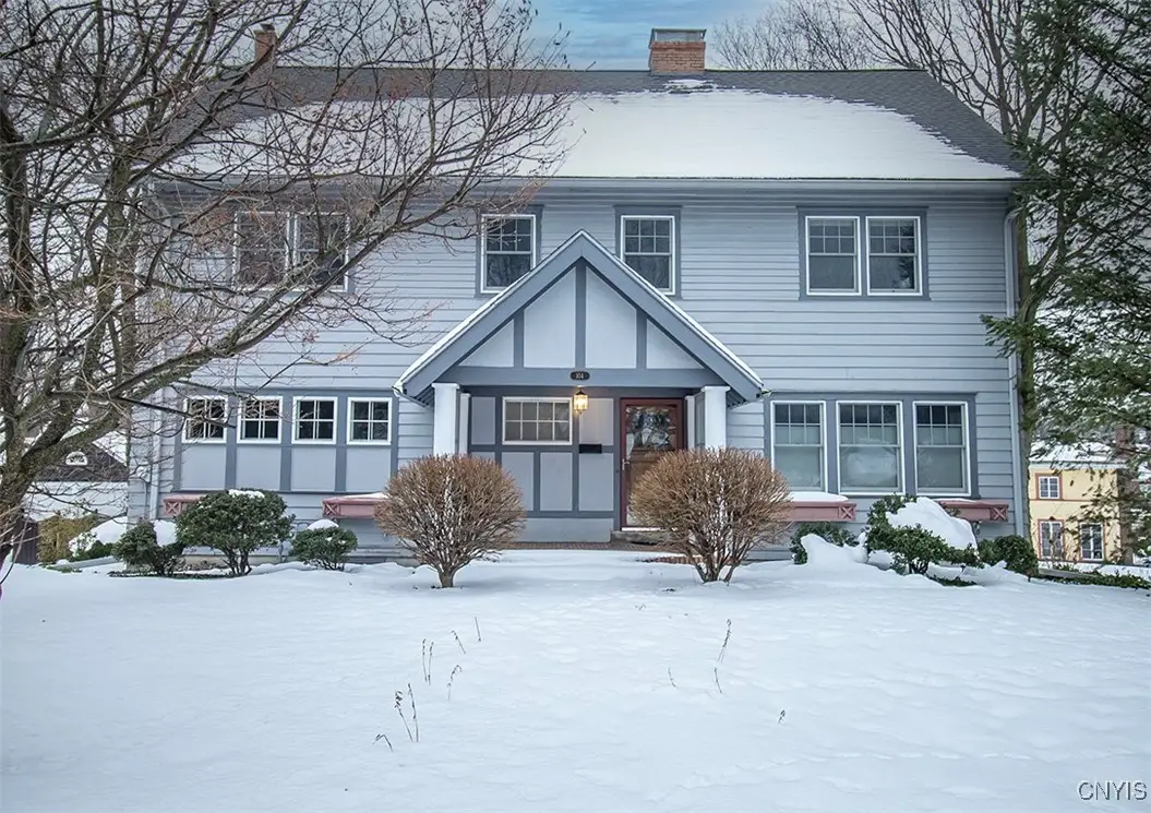 104 Burlingame Road, Syracuse, NY 13203 - Image #1