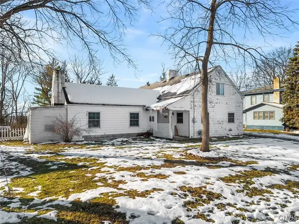 1001 Cold Springs Road, Liverpool, NY 13088