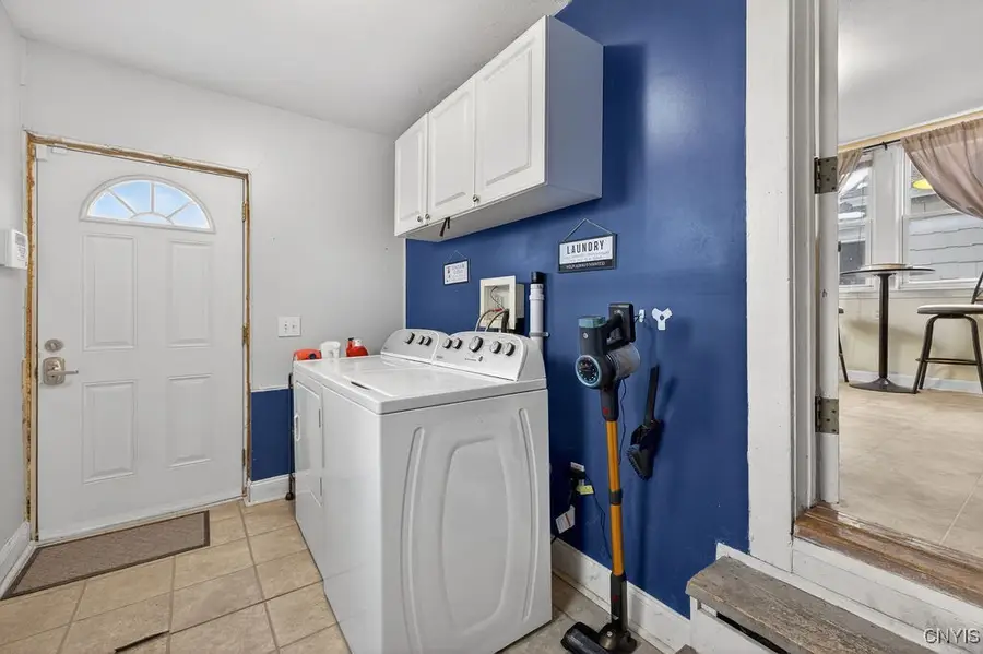 108 Upton Street, East Syracuse, NY 13057 - Image #2