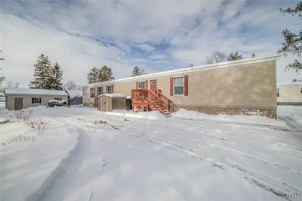 21 Jetty Drive, Port Byron, NY 13140