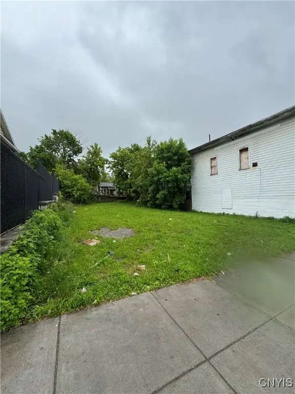 806 Butternut Street, Syracuse, NY 13208 - Image #1