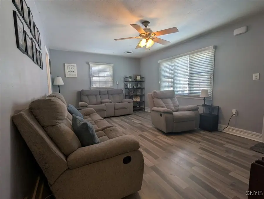 6 Elmhurst Drive, New Hartford, NY 13413 - Image #3