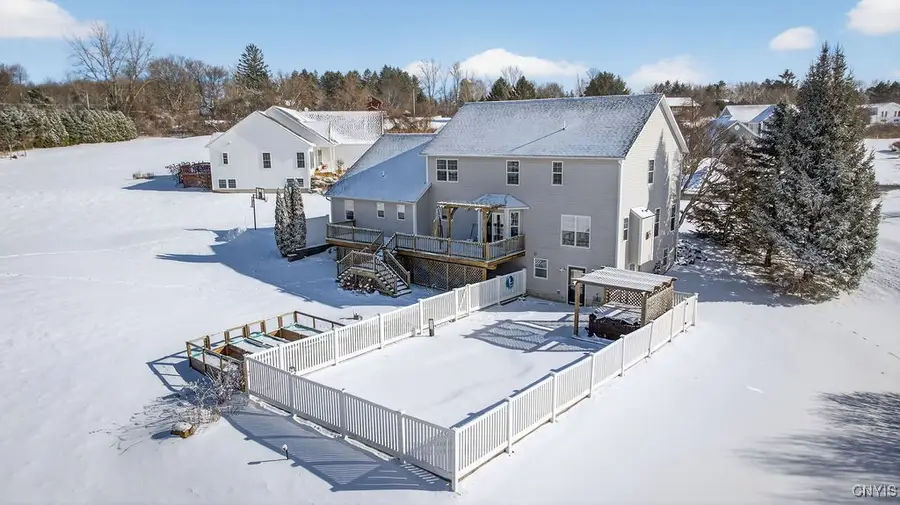 4326 Chilmark Street, Marcellus, NY 13108 - Image #3