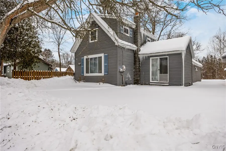 213 E Hamilton Avenue, Sherrill, NY 13461 - Image #2