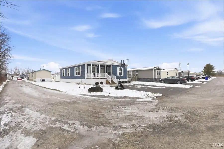 132 Oakleaf Drive, Weedsport, NY 13166 - Image #3