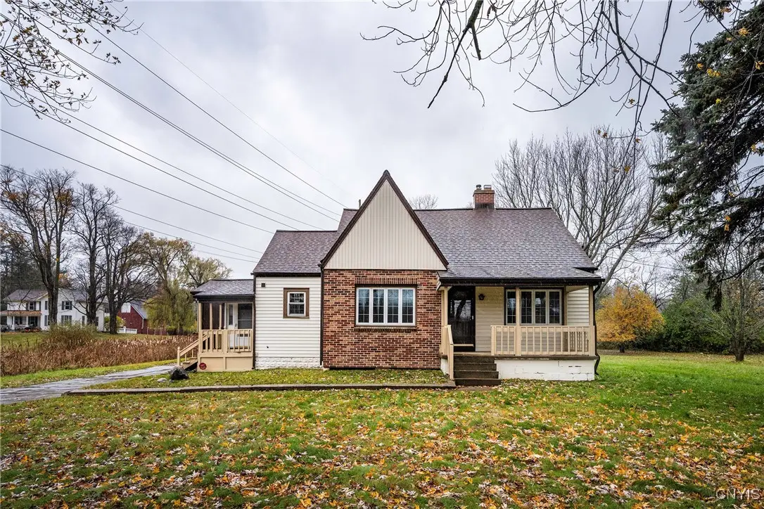 5082 Bay View Road, Hamburg, NY 14075 - #1