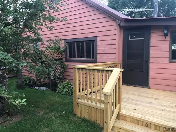 21349 Storrs Road, Sackets Harbor, NY 13685