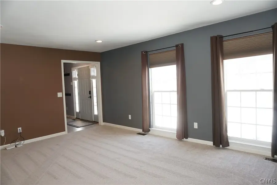 502 Crandon Terrace, Baldwinsville, NY 13027 - #2