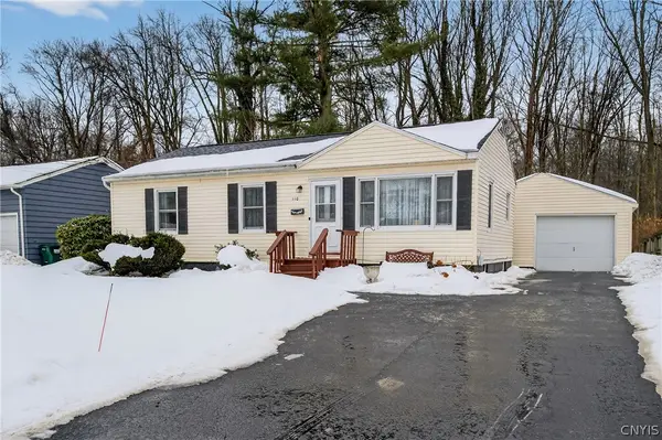 110 Oakley Drive, Syracuse, NY 13212