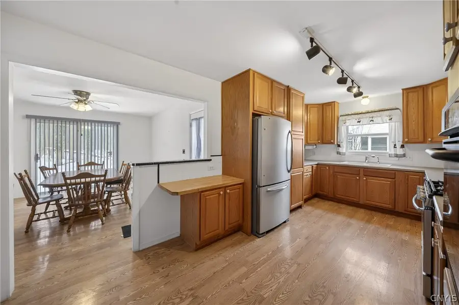 110 Oakley Drive, Syracuse, NY 13212 - #2