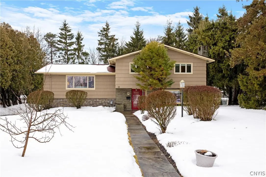 10 Northridge Road, Syracuse, NY 13214 - #1
