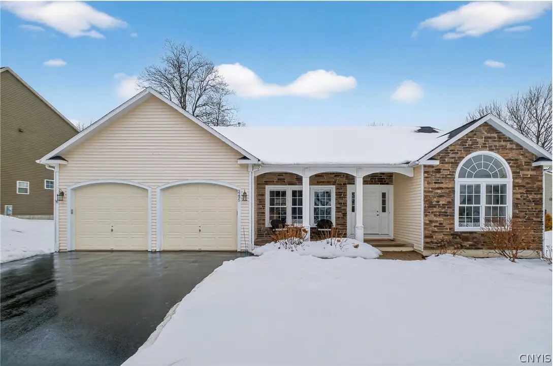 3295 Oak Brook Road, Baldwinsville, NY 13027 - #1