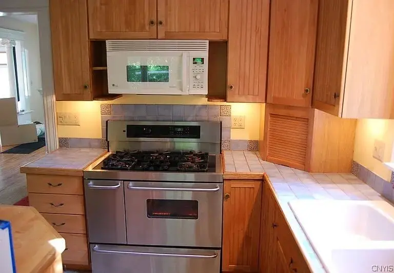 312 Allen Street, Syracuse, NY 13210 - #3