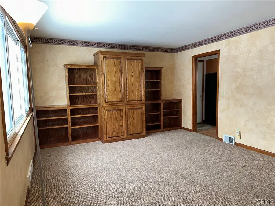 5 Summit St, Cortland, NY 13045 - #2