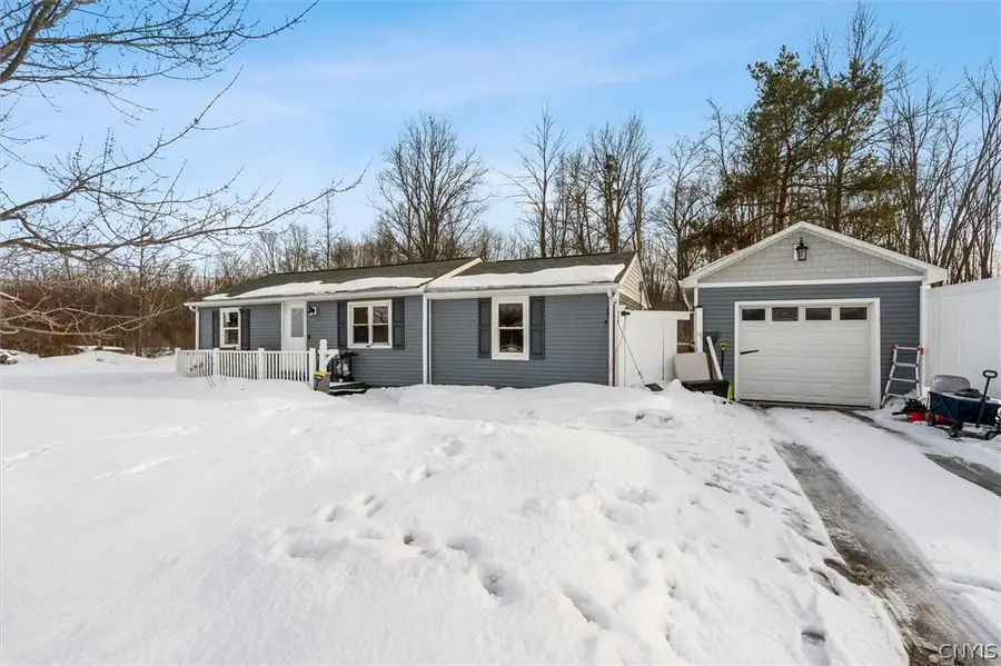 7458 E Taft Road, East Syracuse, NY 13057 - #3