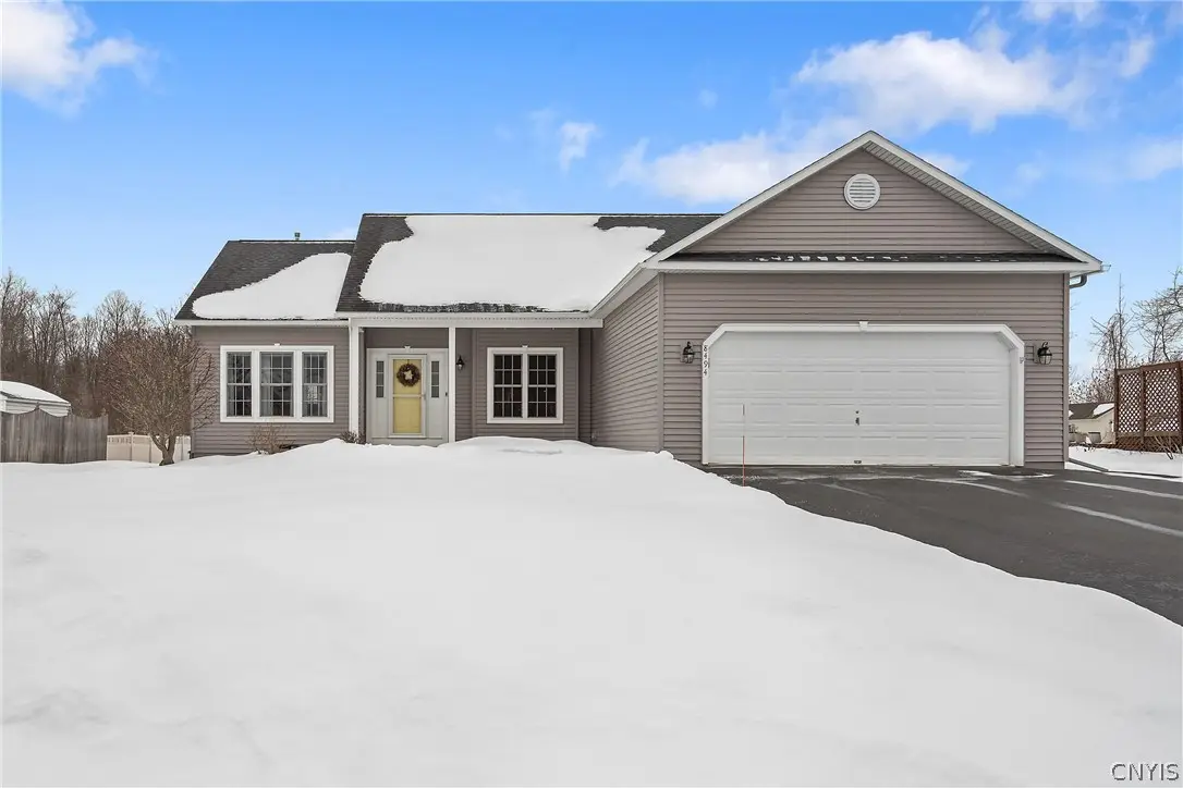 8494 Wayfarer Drive, Cicero, NY 13039 - #1