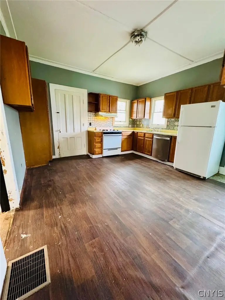 31 Grove Street, Moravia, NY 13118 - #3