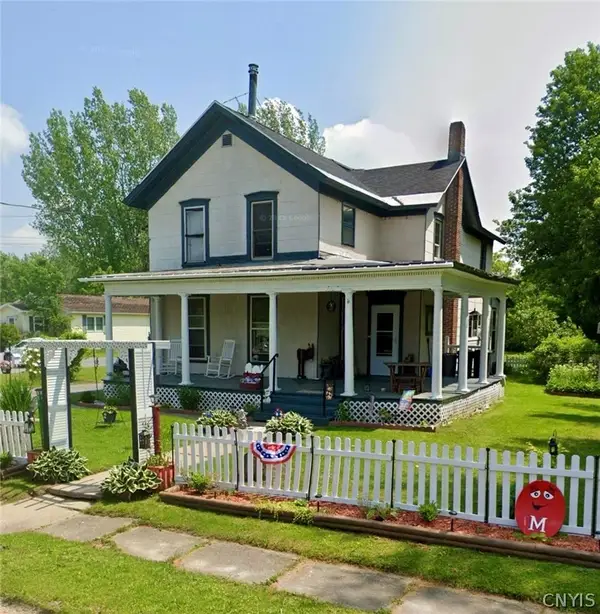 4 Lexington Avenue, Antwerp, NY 13608