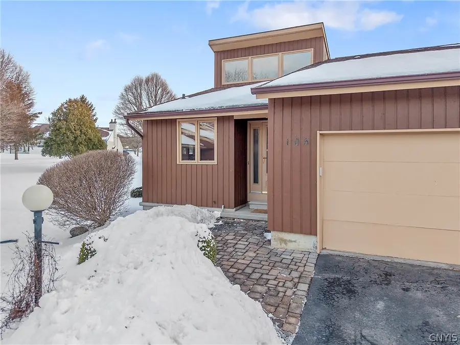 105 Lancelot Lane, Camillus, NY 13031 - #2