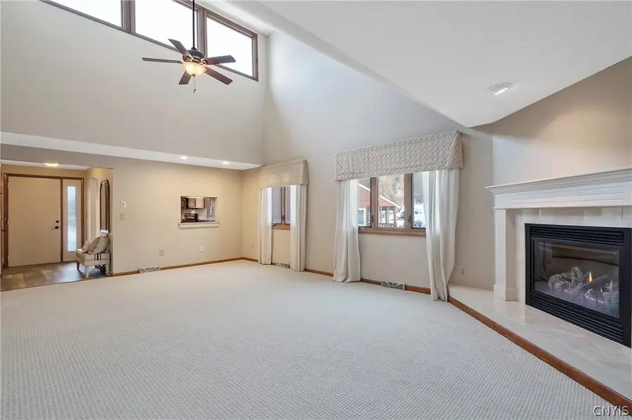 105 Lancelot Lane, Camillus, NY 13031 - #3