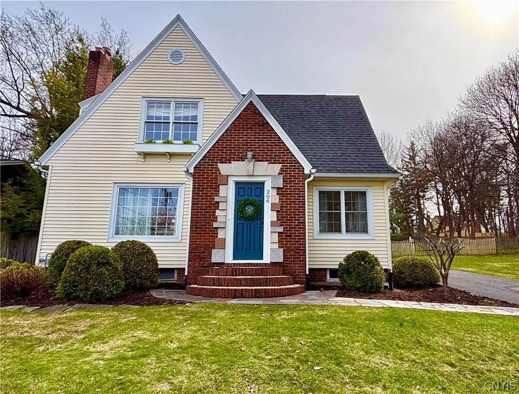 206 Edgemont Drive, Syracuse, NY 13214 - #1