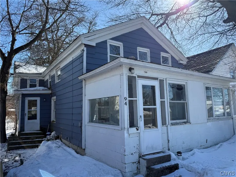 94 E Schuyler Street, Oswego, NY 13126 - #2