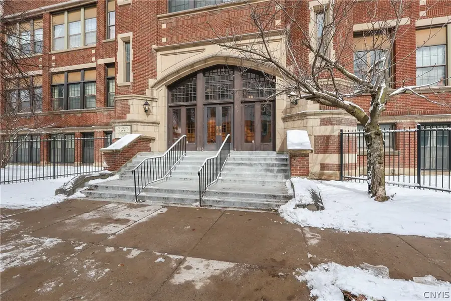 917 Madison St., Syracuse, NY 13210 - #2