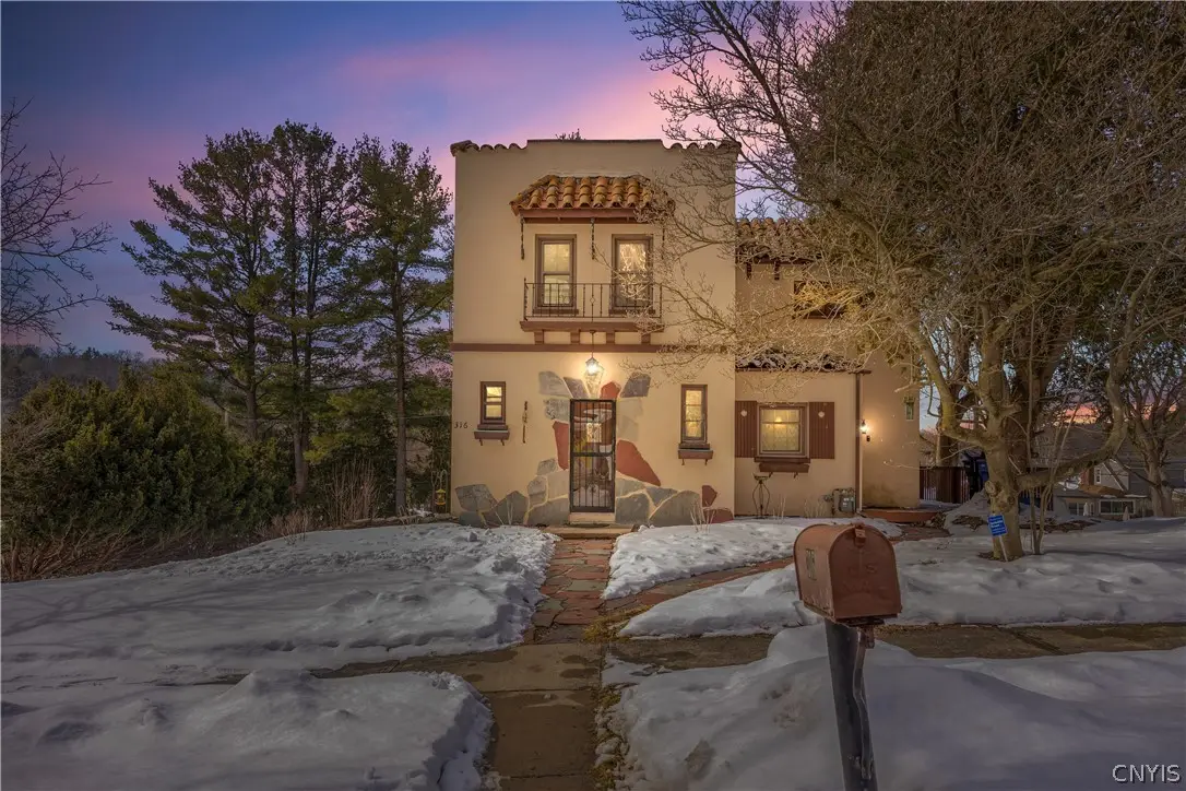 316 Barrington Road, Syracuse, NY 13214 - #1