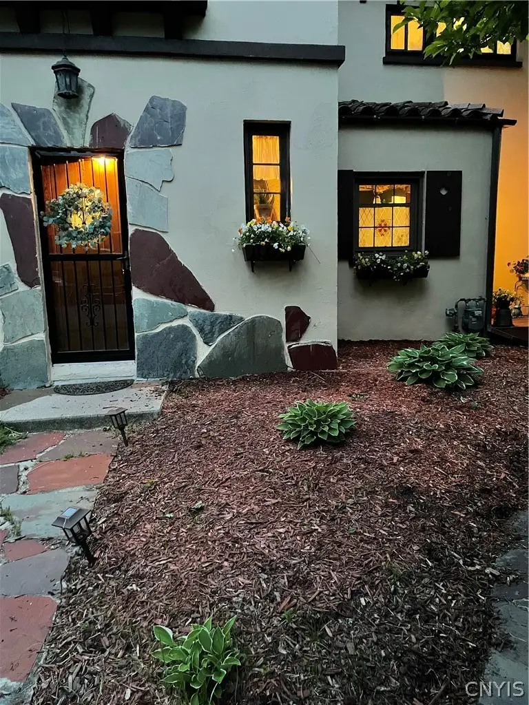 316 Barrington Road, Syracuse, NY 13214 - #3