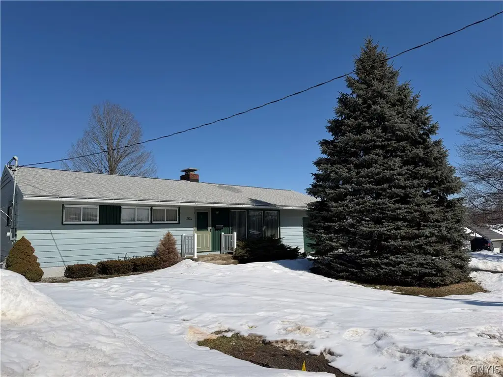 5 Huxford Place, Whitesboro, NY 13492 - #1