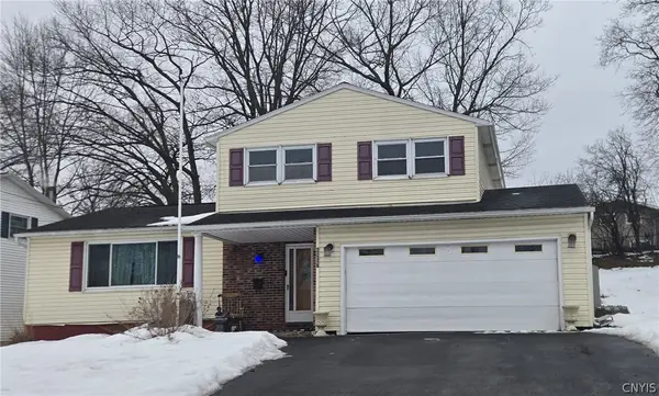 4867 Driftwood Drive, Liverpool, NY 13088