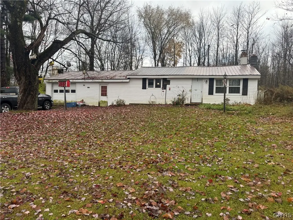 1499 State Route 104, Parish, NY 13131 - #1