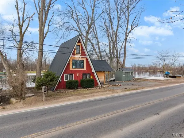 432 County Route 12, Pennellville, NY 13132