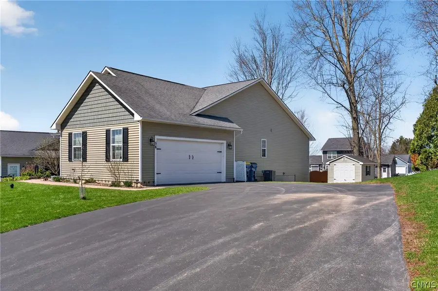 54 Aspen Springs Drive, Baldwinsville, NY 13027 - #2