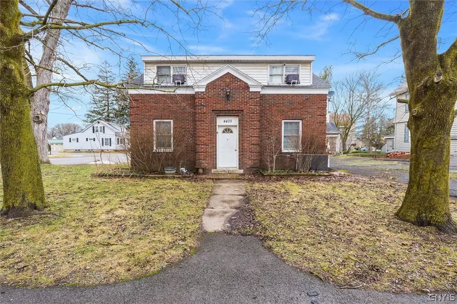 4405 Peterboro Street, Vernon, NY 13476 - #3