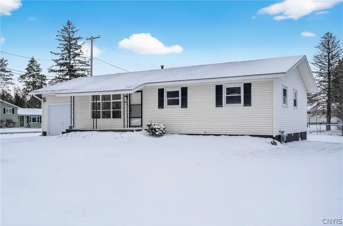 5887 Sutton Drive, Cicero, NY 13039 - #1