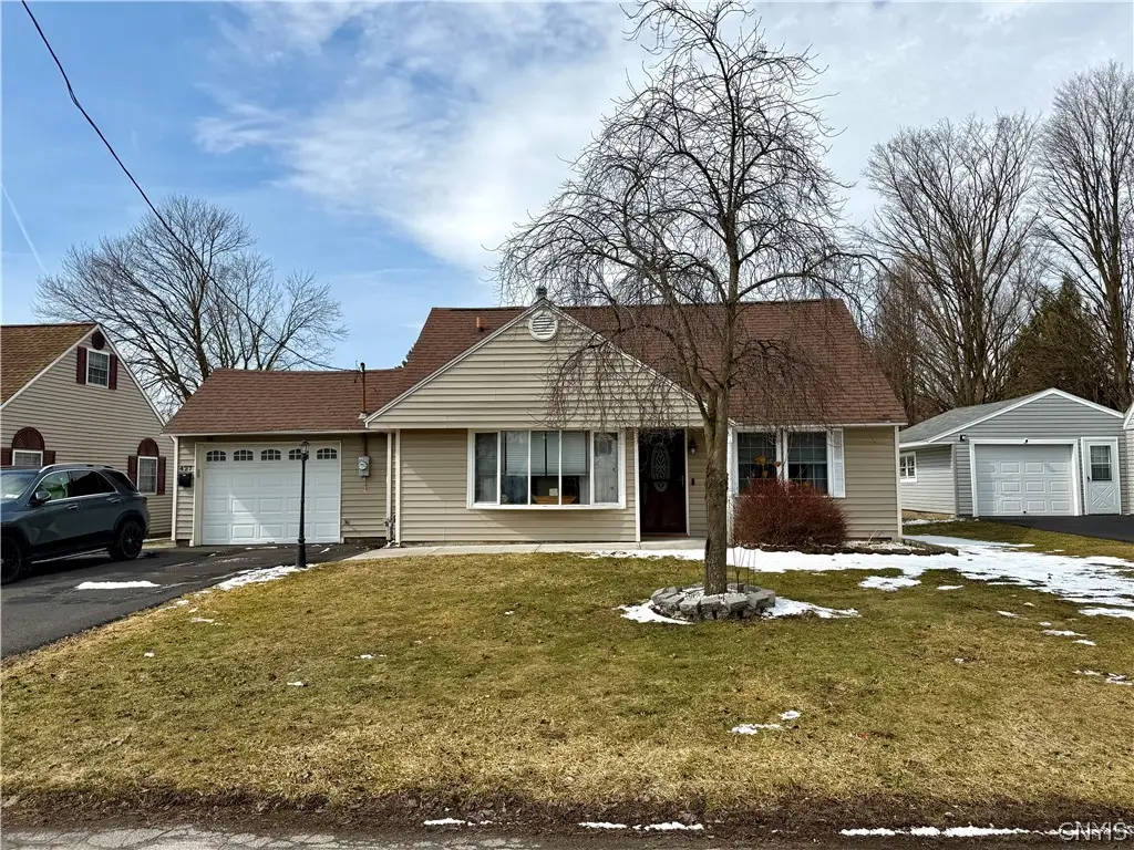 427 Van Roen Road, Utica, NY 13502 - #1