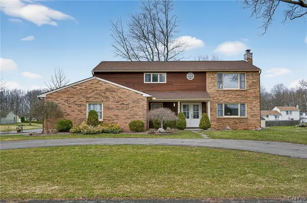 7853 Vernon Road S, Cicero, NY 13039