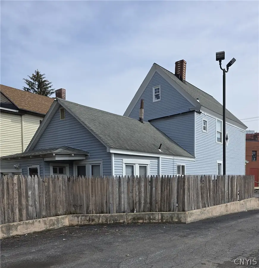 722 Schuyler Street, Utica, NY 13502 - #3