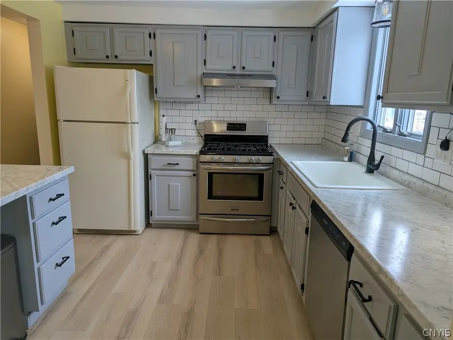 8046 Bamm Hollow Road, Clay, NY 13041 - #2